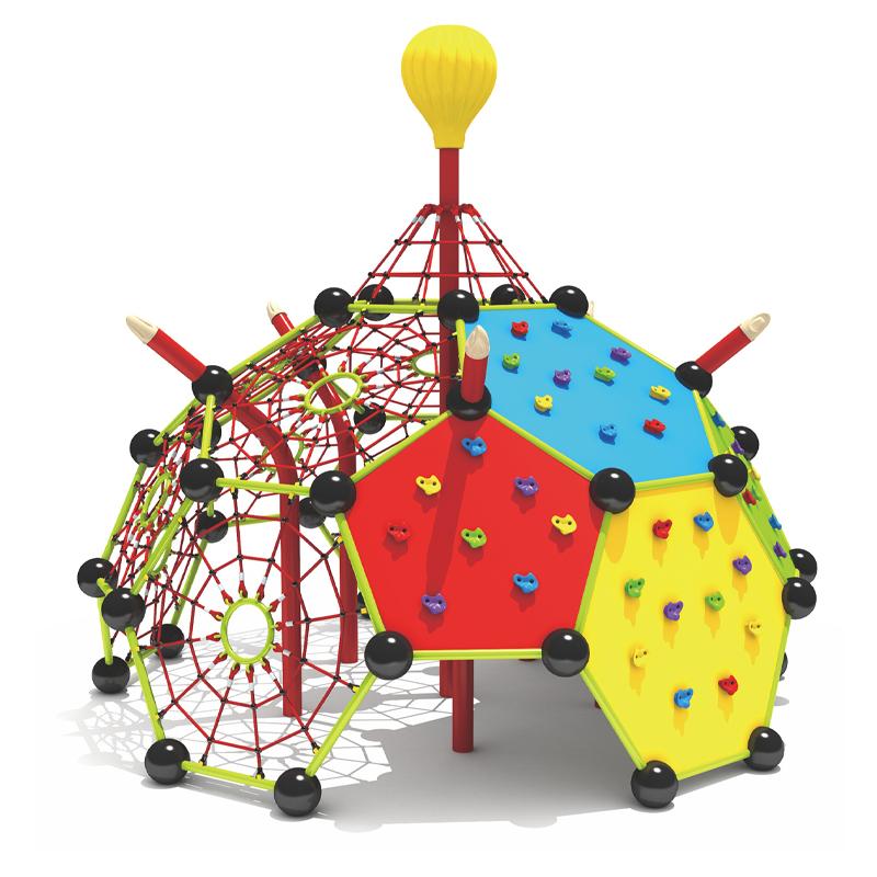Large outdoor climbing play facilities for kindergartens